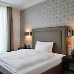 Hotel Toscanini