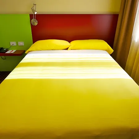 Szálloda Toscanini 3*