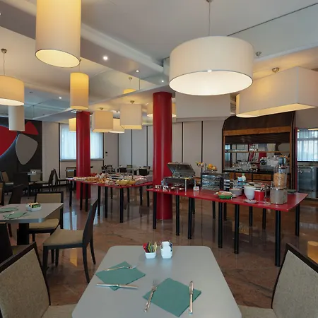 Hotel Toscanini Parma