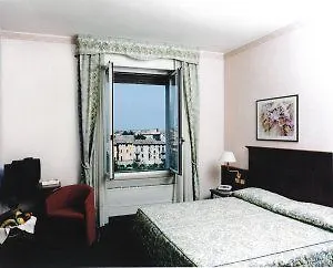 Toscanini Hotel
